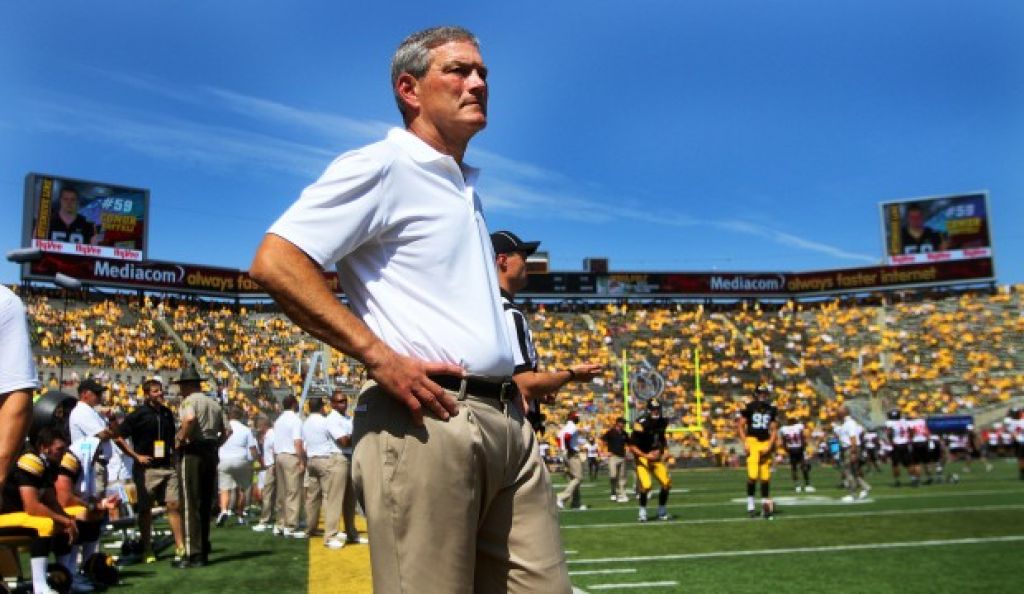 083113-iowa-niu01